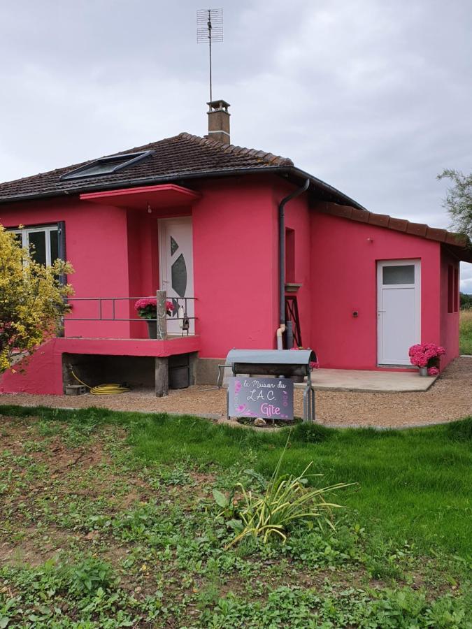 Gite De La Maison Du L.A.C Simard Exteriér fotografie